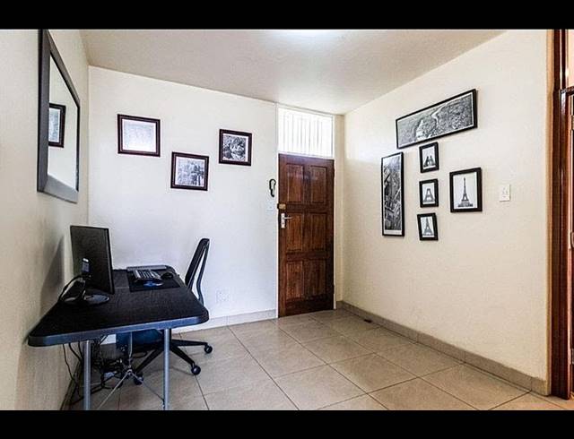 1 BEDROOM APARTMENT FOR SALE IN BEDFORD GARDENS